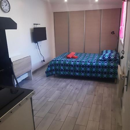 La Nuit Etoilee Hotel Marseille Ngoại thất bức ảnh
